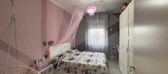 Apartamento de 3 dormitorios en Vignola, Italy No. 29261 21