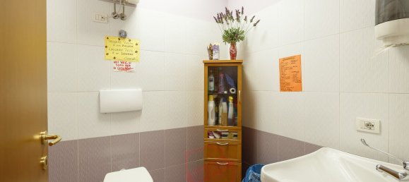 Офис 85м² в Чернуско суль Навильо, Италия № 135285 20