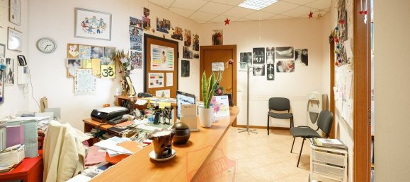 Офис 85м² в Чернуско суль Навильо, Италия № 135285 4