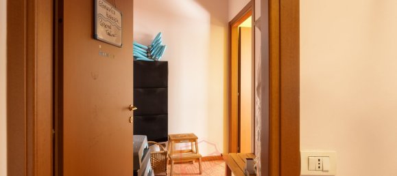 Офис 85м² в Чернуско суль Навильо, Италия № 135285 8