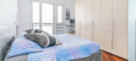 4-salle Appartement à Milan, Italy No. 241965 49