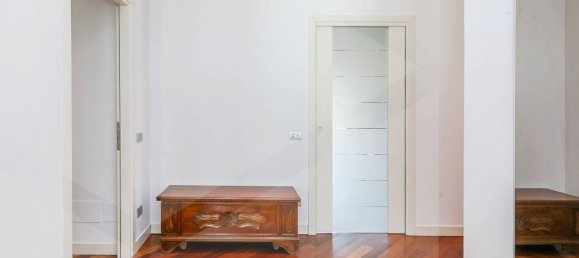 4-salle Appartement à Milan, Italy No. 241965 29