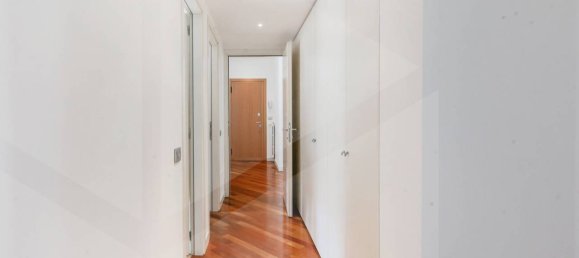 4-salle Appartement à Milan, Italy No. 241965 34