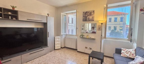 Apartamento de 1 dormitorio en Vigevano, Italy No. 329251 3