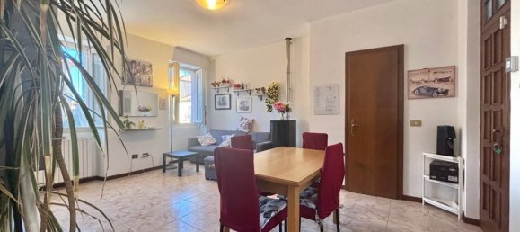 Apartamento de 1 dormitorio en Vigevano, Italy No. 329251 5