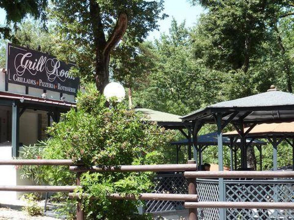  مكتب في Revel, France 200متر مربع رقم 19650