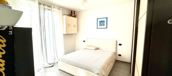 5-salle Maison à Sarzana, Italy No. 194106 14