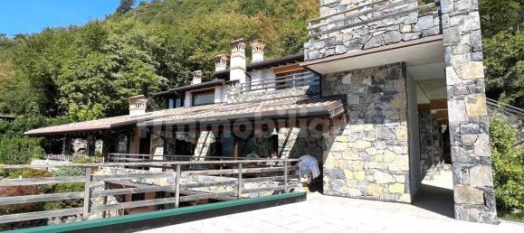 4 bedrooms Villa in Bianzano, Italy No. 135660 41