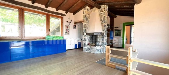 4 bedrooms Villa in Bianzano, Italy No. 135660 24