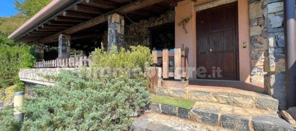 4 bedrooms Villa in Bianzano, Italy No. 135660 40