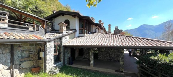 4 bedrooms Villa in Bianzano, Italy No. 135660 44