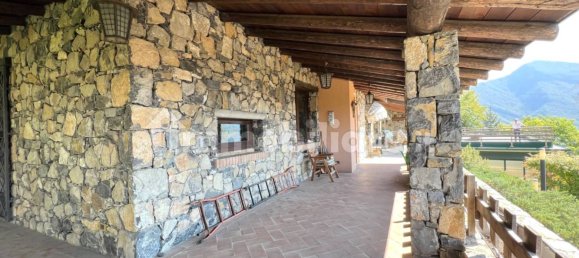 4 bedrooms Villa in Bianzano, Italy No. 135660 37