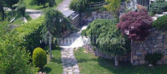 4 bedrooms Villa in Bianzano, Italy No. 135660 5