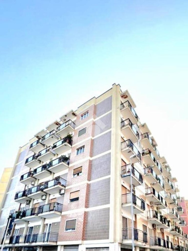 1 Schlafzimmer Wohnung in Bari, Italy, Nr. 287135