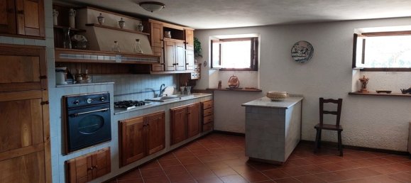 6 chambres Villa à Barga, Italy No. 85664 17