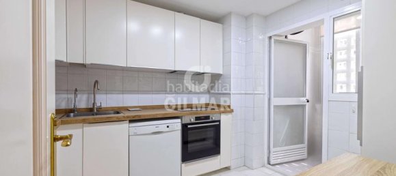 3 bedrooms Apartment in Marbella, Spain No. 142140 8