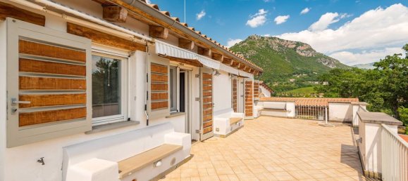 Вилла с 9 спальнями в Джунгано, Италия № 114767 13