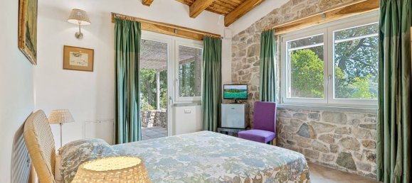 Вилла с 9 спальнями в Джунгано, Италия № 114767 20