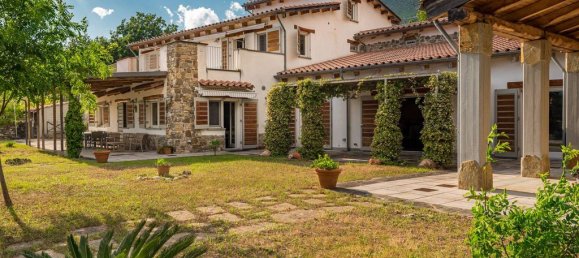 Вилла с 9 спальнями в Джунгано, Италия № 114767 5