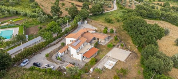 Вилла с 9 спальнями в Джунгано, Италия № 114767 7