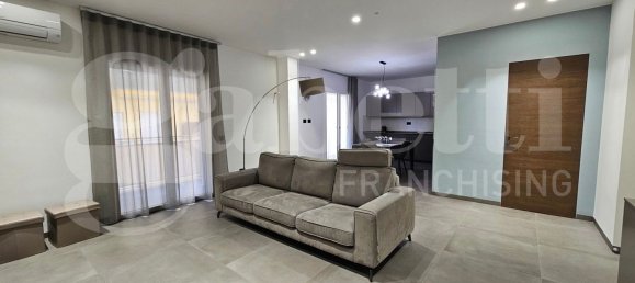 Apartamento de 3 divisões em Bagheria, Italy N.º 33531 4