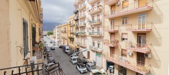 2 bedrooms Apartment in Palermo, Italy No. 74521 10