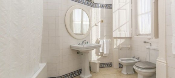 14 bedrooms House in Nazare, Portugal No. 124009 19