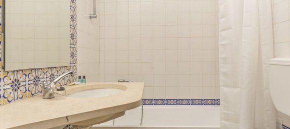 14 bedrooms House in Nazare, Portugal No. 124009 17