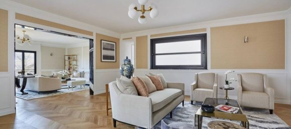 4 bedrooms Apartment in Paris, France No. 172256 3