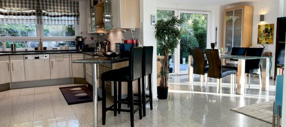 4 bedrooms Townhouse in Ludwigsburg, Germany No. 5166 3