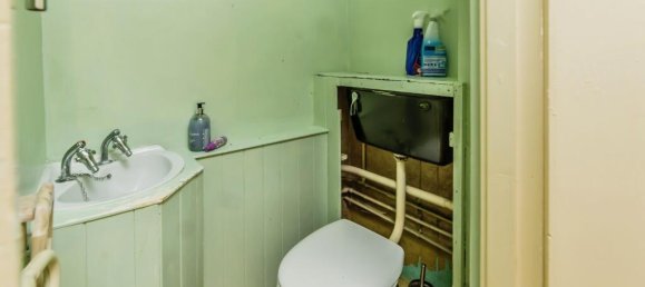 3 bedrooms House in New Addington, United Kingdom No. 8122 10