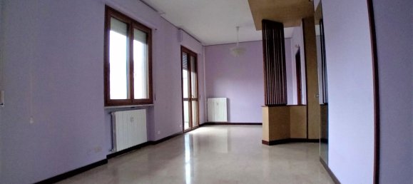 Apartamento de 4 habitaciónes en Voghera, Italy No. 164414 4