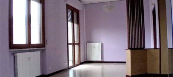 Apartamento de 4 habitaciónes en Voghera, Italy No. 164414 5