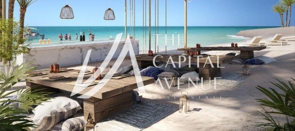 7 bedrooms Villa in Abu Dhabi, UAE No. 31765 4