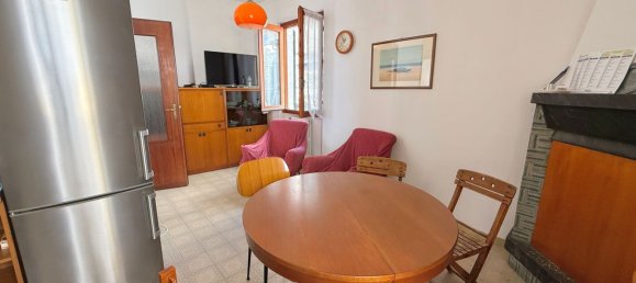 Здание 195м² в Колонно, Италия № 93748 11