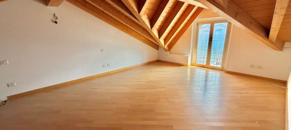 Здание 195м² в Колонно, Италия № 93748 26