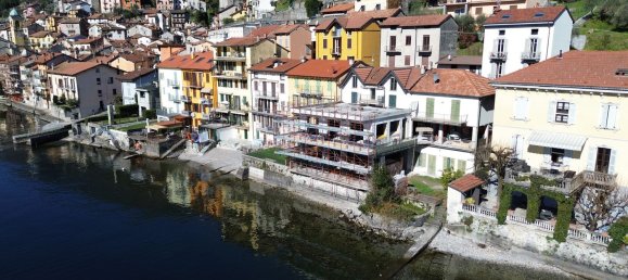 Здание 195м² в Колонно, Италия № 93748 2