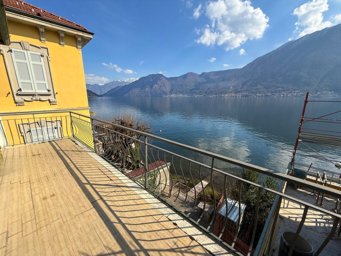 Здание 195м² в Колонно, Италия № 93748