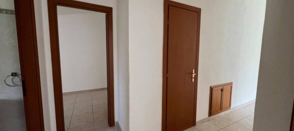 3-salle Appartement à Montalto Uffugo, Italy No. 73521 20