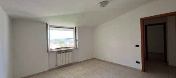 3-salle Appartement à Montalto Uffugo, Italy No. 73521 15
