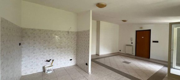 3-salle Appartement à Montalto Uffugo, Italy No. 73521 6