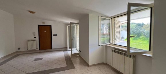 3-salle Appartement à Montalto Uffugo, Italy No. 73521 7