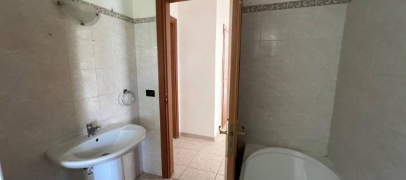 3-salle Appartement à Montalto Uffugo, Italy No. 73521 19