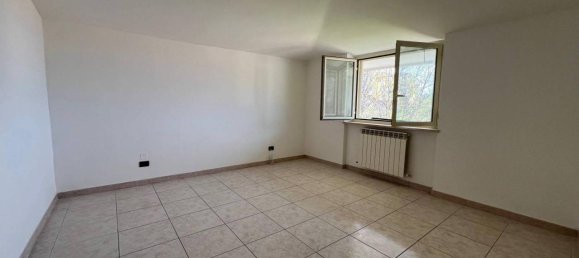 3-salle Appartement à Montalto Uffugo, Italy No. 73521 13