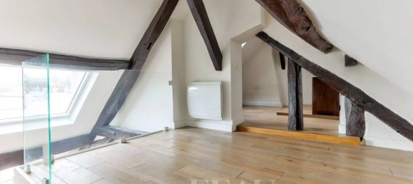 1 bedroom Duplex in Paris, France No. 184114 4