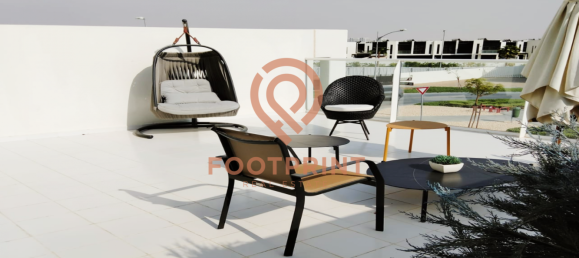 Adosado de 4 dormitorios en Dubai, UAE No. 24683 5