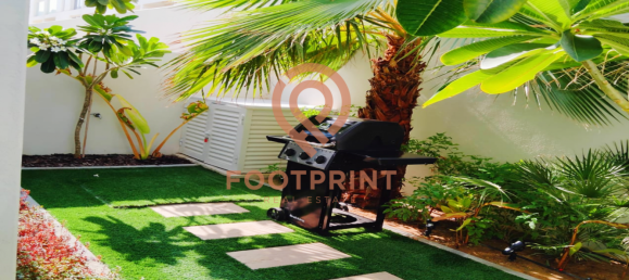 Adosado de 4 dormitorios en Dubai, UAE No. 24683 16