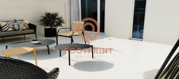 Adosado de 4 dormitorios en Dubai, UAE No. 24683 6