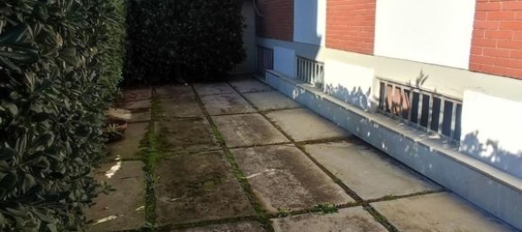 4 rooms Apartment in Carrara, Italy No. 307189 5