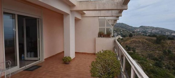 5-salle Penthouse à Messina, Italy No. 253787 31